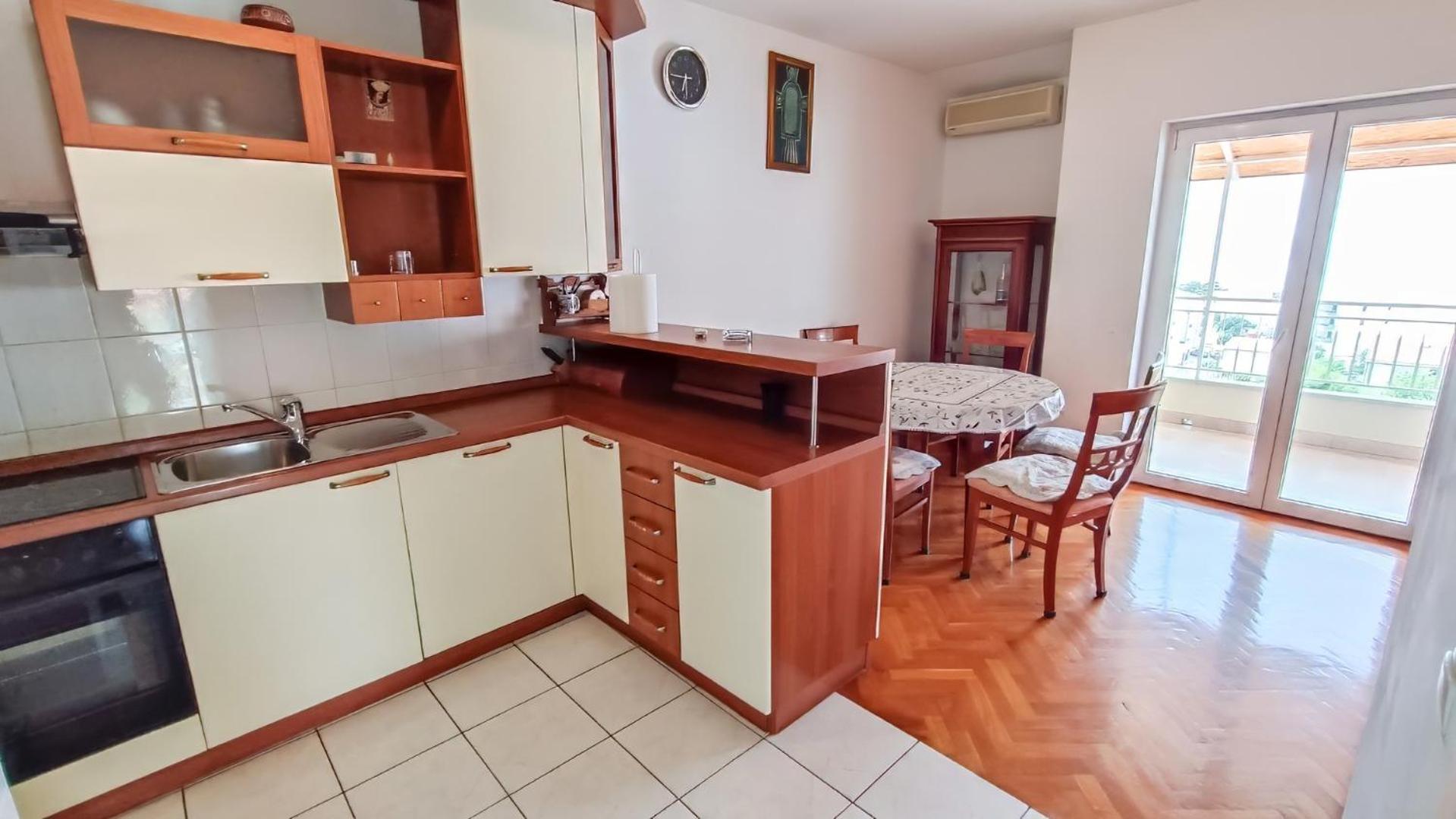 Apartment Huanita Promajna Eksteriør bilde